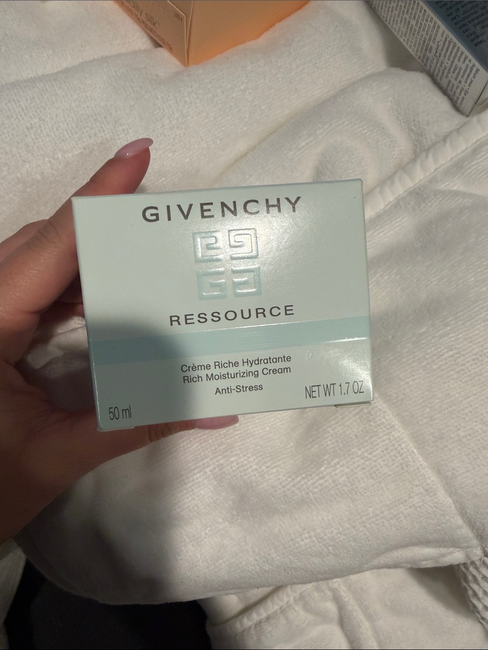 Givenchy Ressource Rich Moisturizing Cream - Mint Green